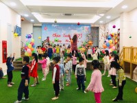 Chào mừng các con đến trường!